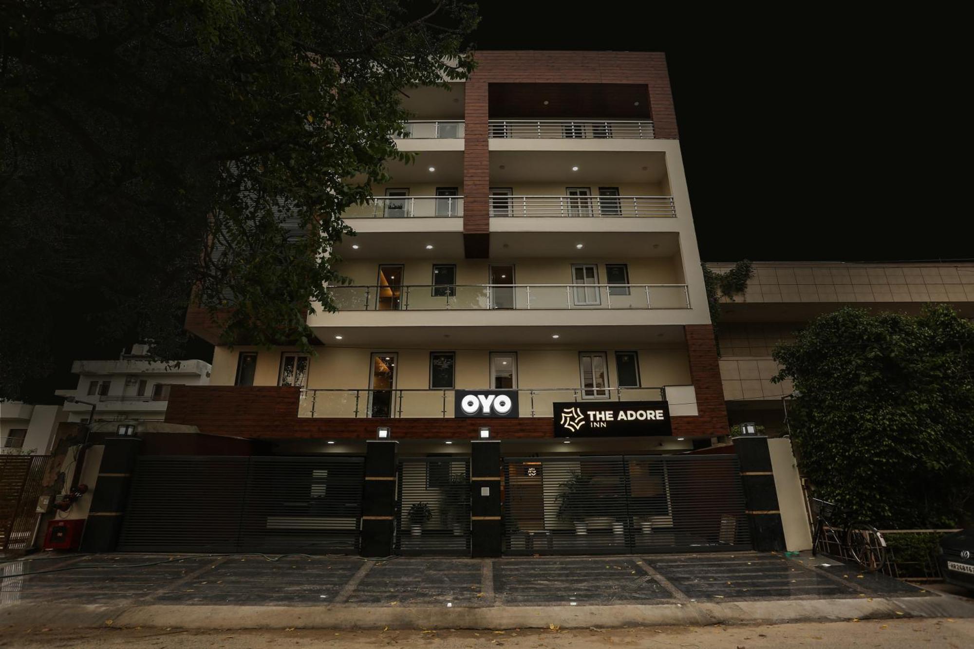 Townhouse The Adore Inn Gurgaon Buitenkant foto